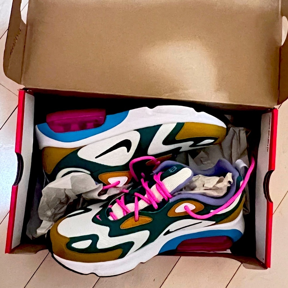 AIR MAX 200 // MYSTIC GREEN // WMNS SZ 8